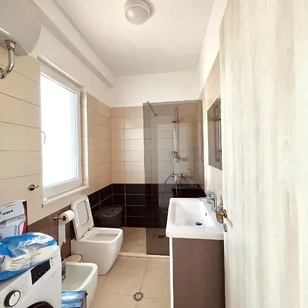 Pine Breeze Apartament 度假居 Plazhi San Pietro