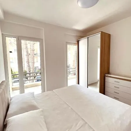 度假居 Pine Breeze Apartament *